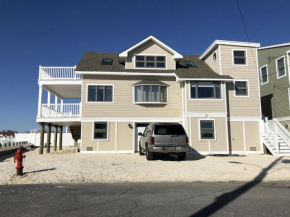 Bayfront Classic Beach Beach House